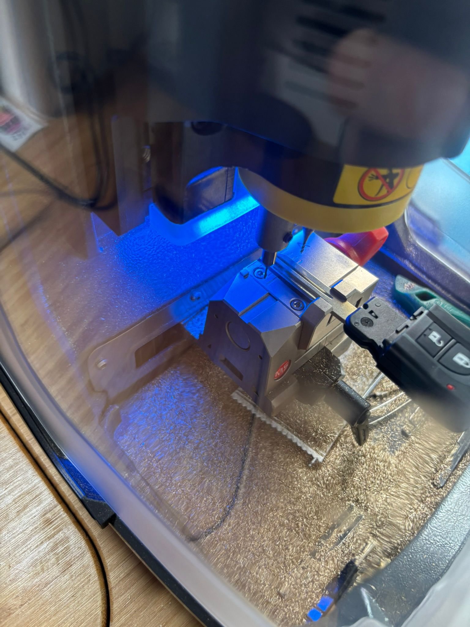 Car key blade cut